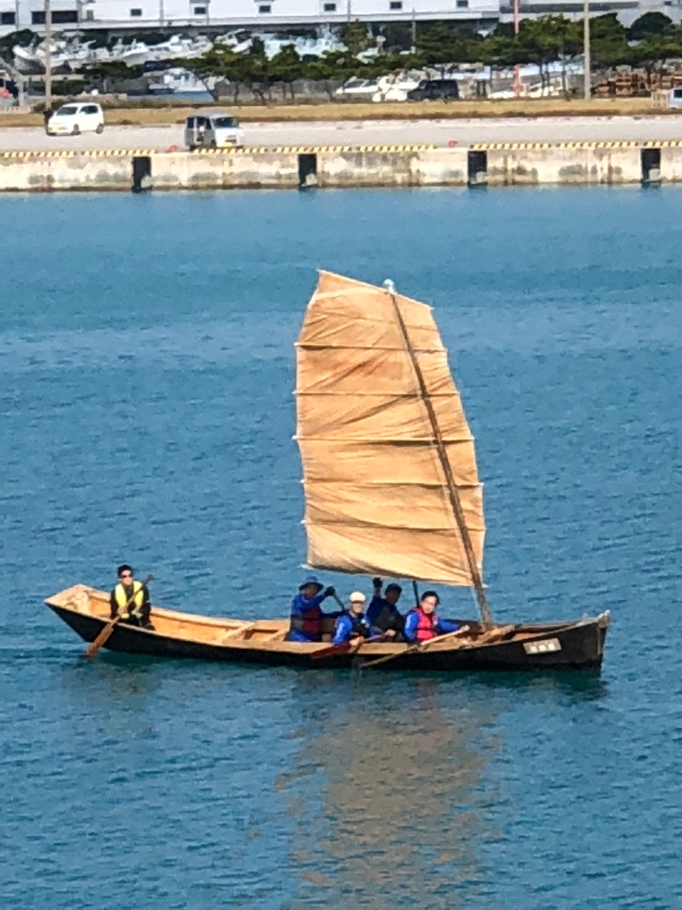海人伝統の舟『サバニ』